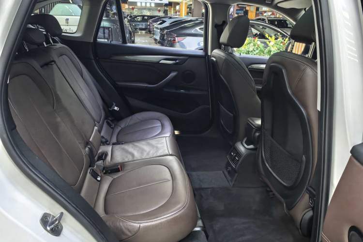 Used BMW X1 2018 sDrive18Li Luxury Model
