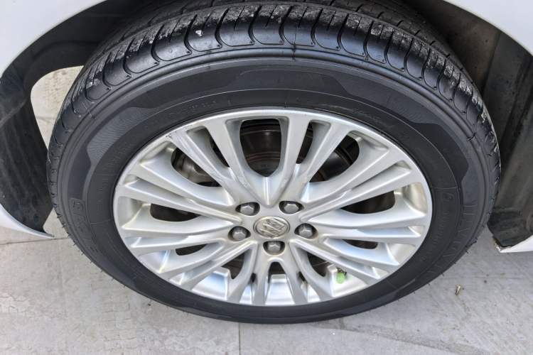 Used Buick GT 2016 15N Automatic Luxury Edition
