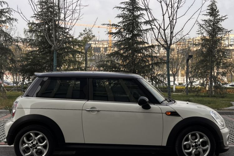 Used  MINI 2011 1.6L COOPER Fun
