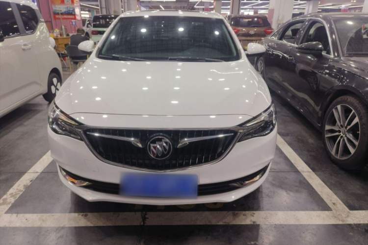 Used Buick GT 2018 18T Automatic Elite Model
