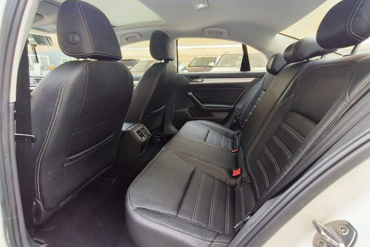 Used Volkswagen Lamando 2018 230TSI DSG Fashion Edition
