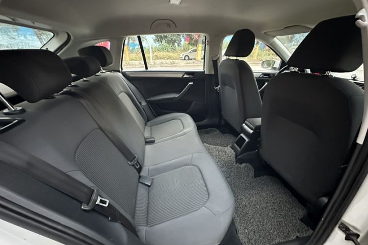 Used Volkswagen Santana 2015 Haval H6 1.6L Automatic Luxury Model