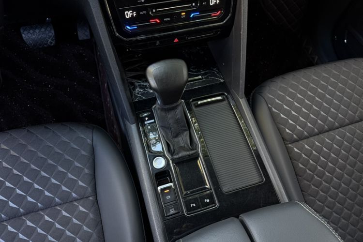 Used Volkswagen Teramont X 2020 Revised Version 330TSI Two-Wheel Drive Luxury Edition
