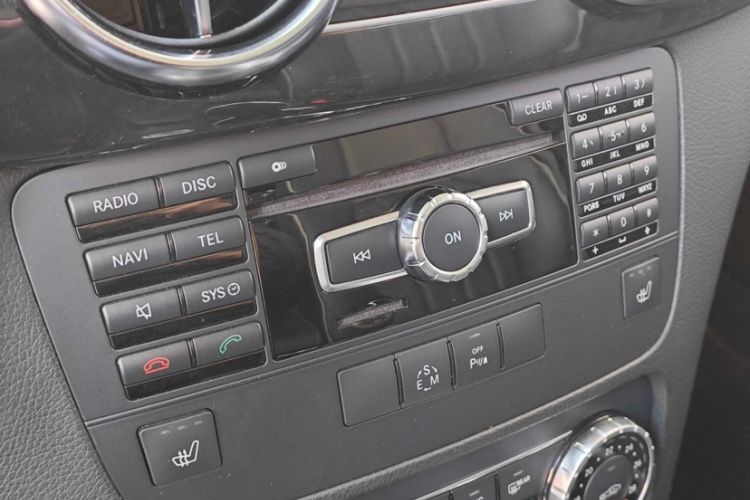 Used Mercedes-Benz GLK-Class 2013 Facelift GLK 300 4MATIC Luxury Edition
