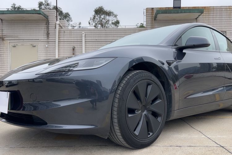 Used Tesla Model 3 2025 Rear-Wheel-Drive Version
