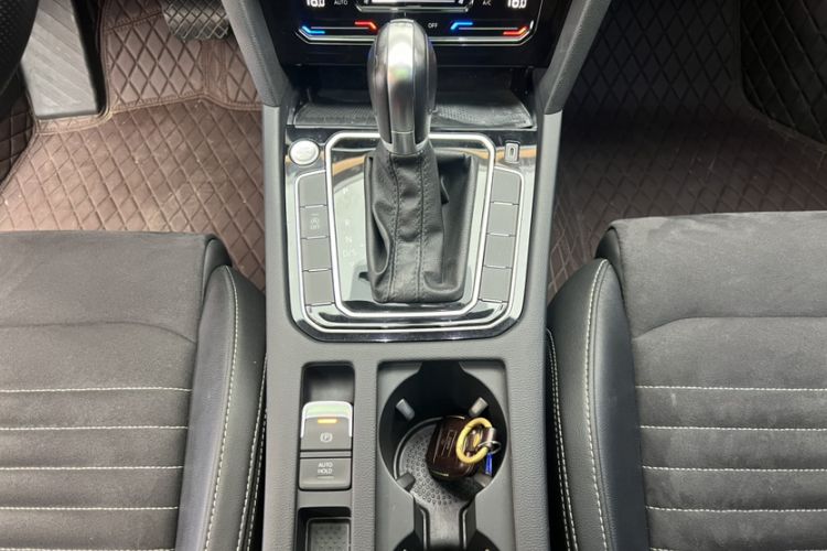 Used Volkswagen Magotan 2020 330TSI DSG Luxury Edition
