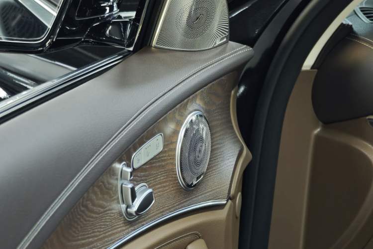 Used Mercedes-Benz E-Class 2023 E 260 L
