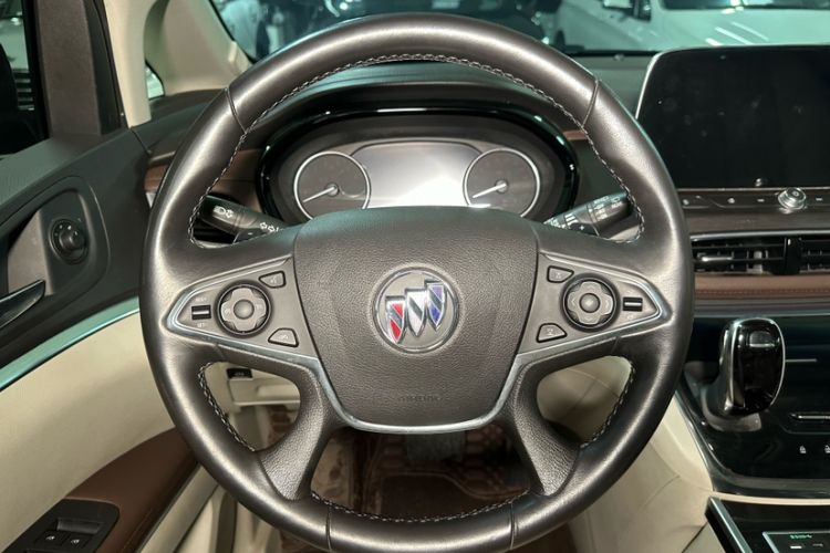 Used Buick GL8 2021 Land Cruiser Executive Class 652T Luxury Model
