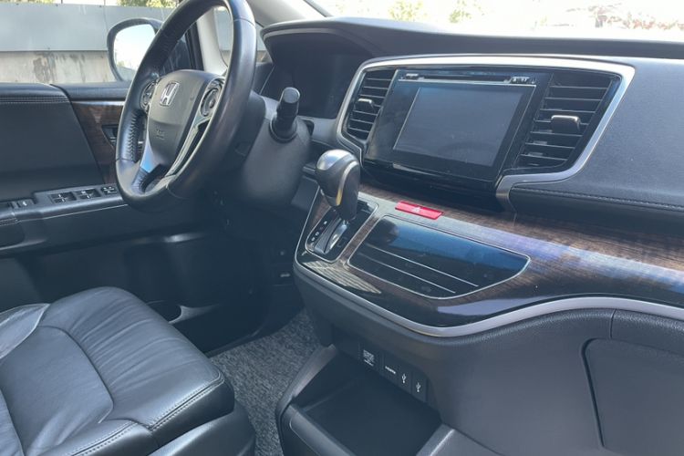 Used Honda Odyssey 2015 2.4L Smart Edition