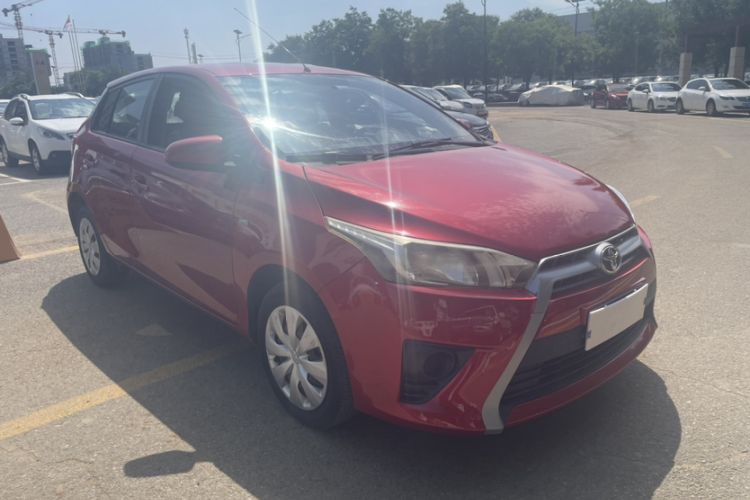 Used Toyota YARiS L 2015 1.5E Automatic Charm Edition
