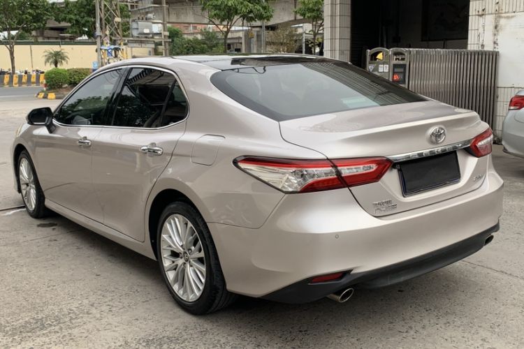 Used Toyota Camry 2018 2.5G Luxury Edition
