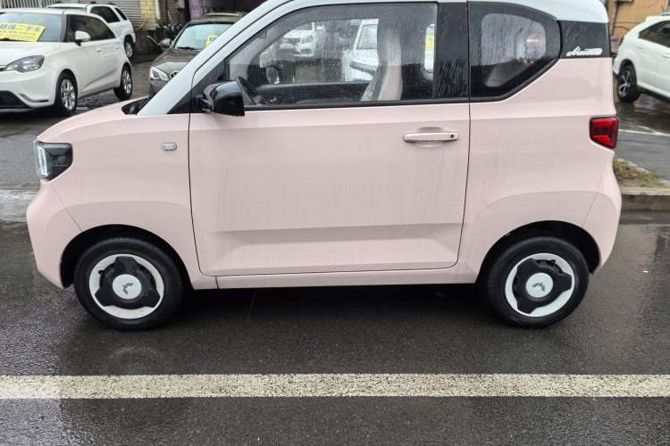 Used Wuling Hongguang MINIEV 2021 Macaron Premium Model – Lithium Iron Phosphate
