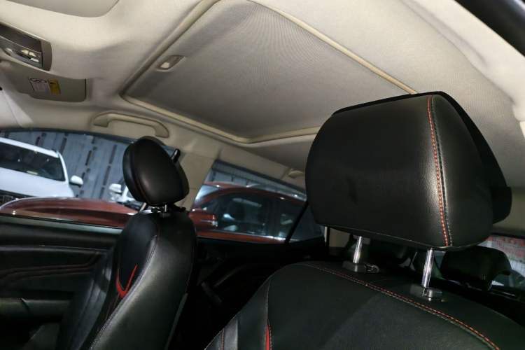 Used Soueast DX3 2016 1.5T CVT Prestige Edition
