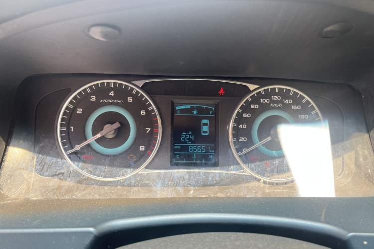 Used Geely Auto Vision 2015 1.5L Manual Happiness Edition
