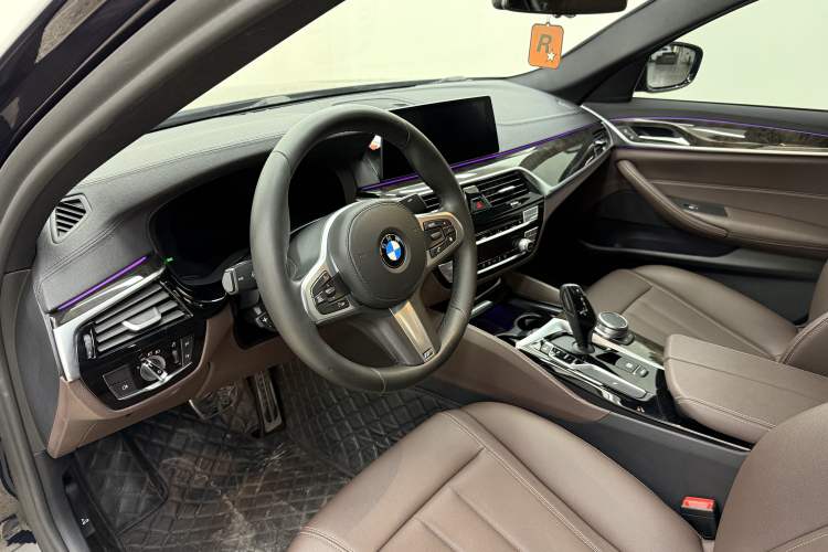 Used BMW 5 Series 2019 Restyled 525Li M Sport Package