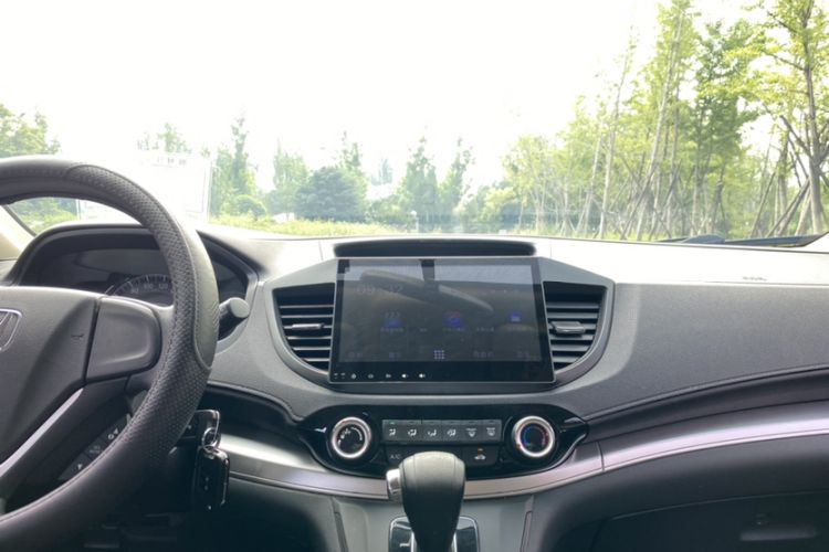 Used Honda CR-V 2016 2.0L two-wheel drive Urban Edition
