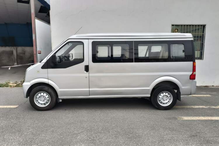 Used Wuling Rongguang 2021 1.5L Extended Basic Window-Sealed 5-Seat L3C Car
