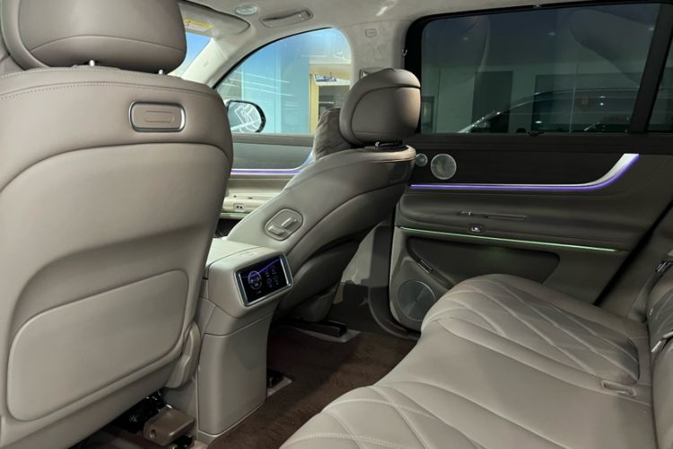 Used Hima AITO M9 2025 Extended-Range Ultra Version 52 kWh 5-Seater Edition