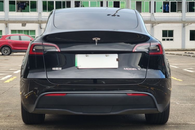 Used Tesla Model Y 2022 Rear-Wheel-Drive Version
