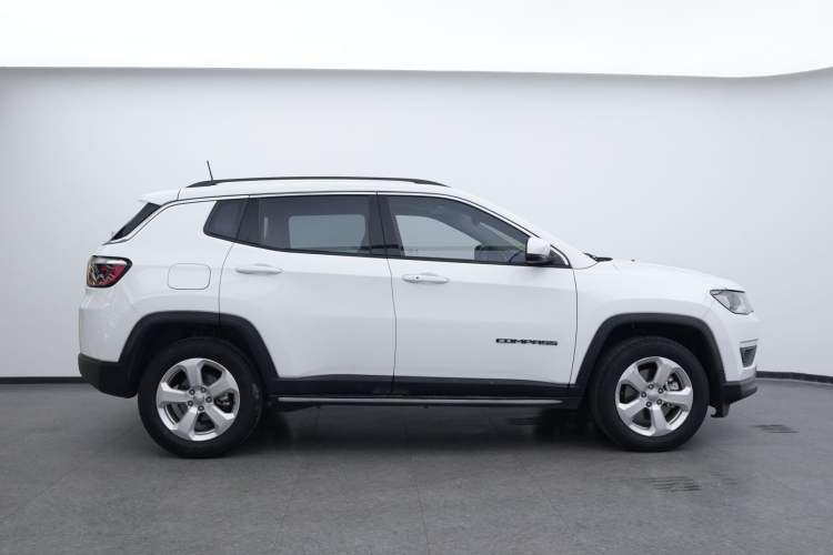 Used  Compass 2020 220T Automatic Elite Edition
