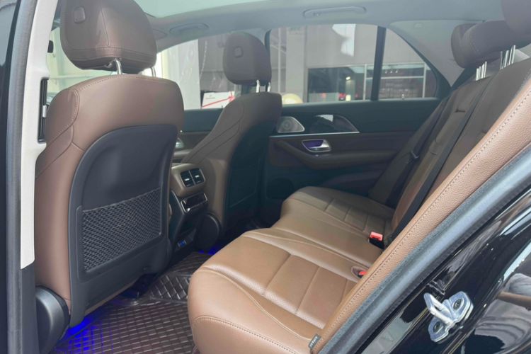 Used Mercedes-Benz GLE 2024 GLE 350 4MATIC Stylish Model
