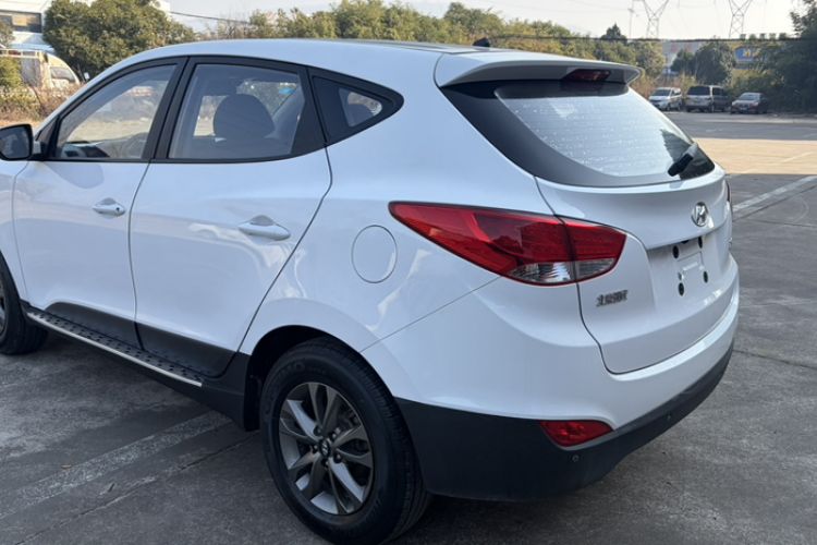 Used Hyundai ix35 2015 2.0L Automatic 2WD Comfort Edition China V Standard
