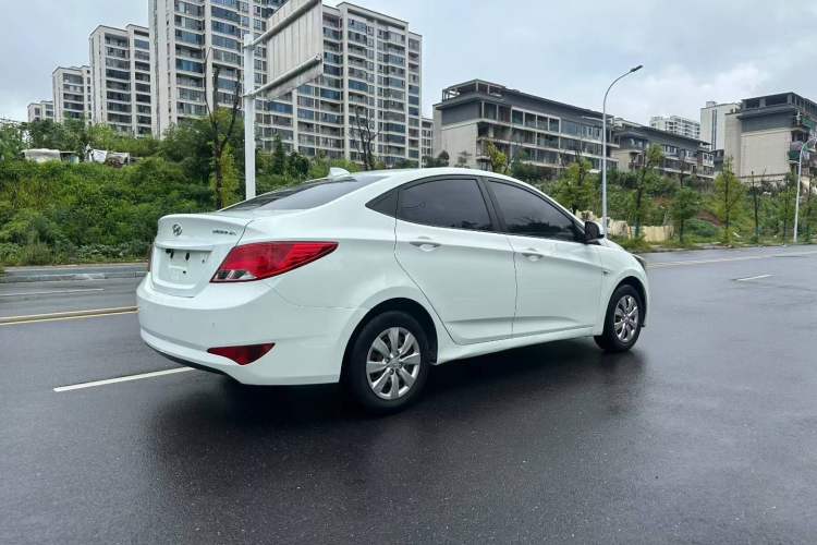 Used Hyundai Verna 2014 1.4L Manual Smart GLS Trim
