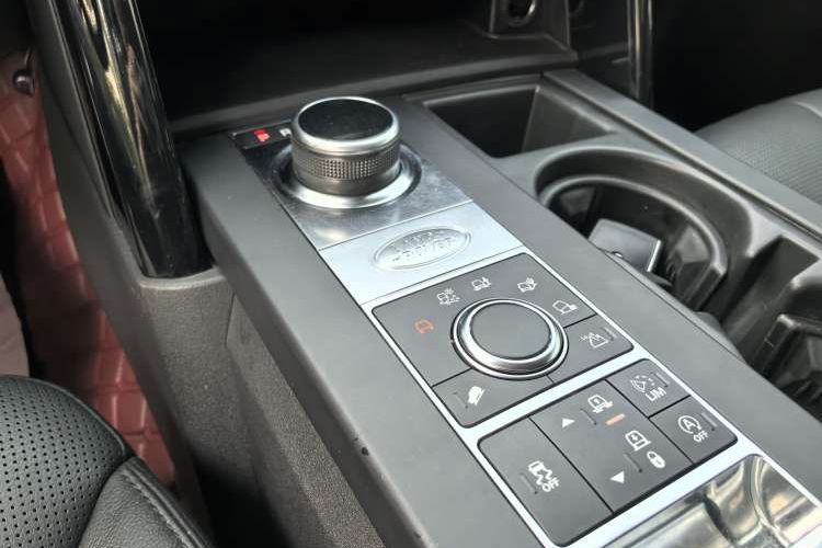 Used Land Rover Discovery 2017 3.0 SC V6 SE
