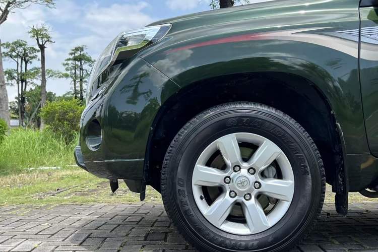 Used Toyota Prado 2015 2.7L Automatic Luxury Edition
