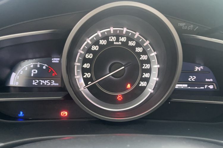 Used Mazda CX-4 2016 2.0L Automatic 2WD Blue Sky Luxury Edition
