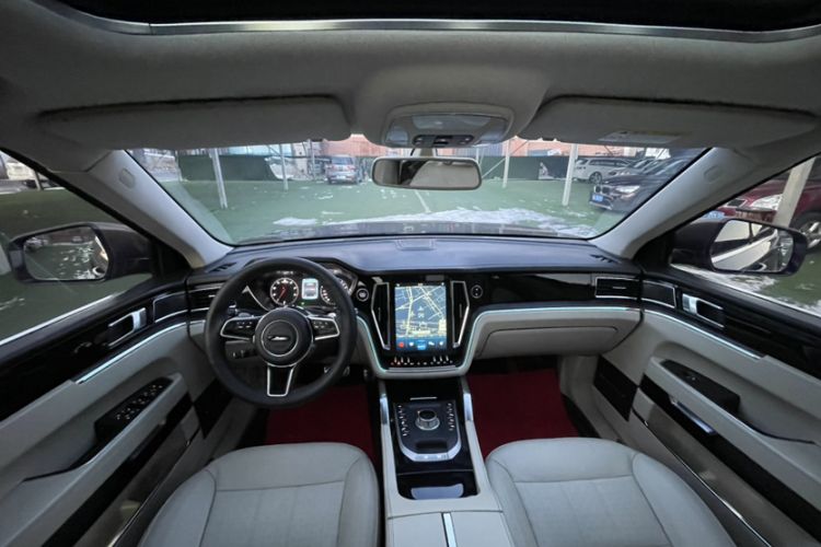 Used Zotye T700 2017 1.8T Dual-Clutch Luxury Model
