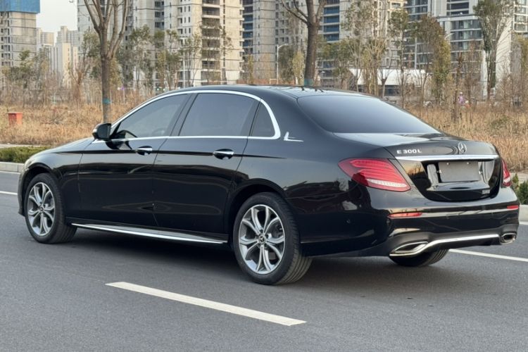 Used Mercedes-Benz E-Class 2020 E 300 L Sporty and Stylish Model
