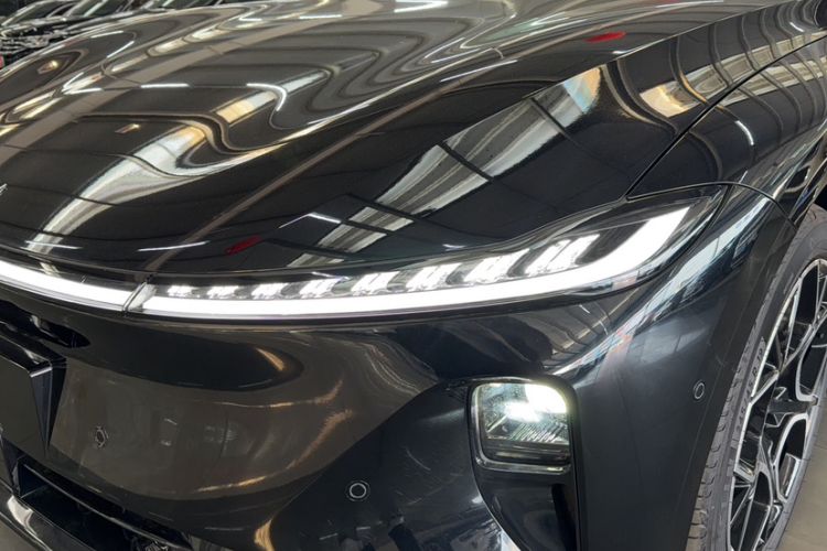 Used  A07 2025 Blue Whale Range-Extending Version 230 Flagship Model
