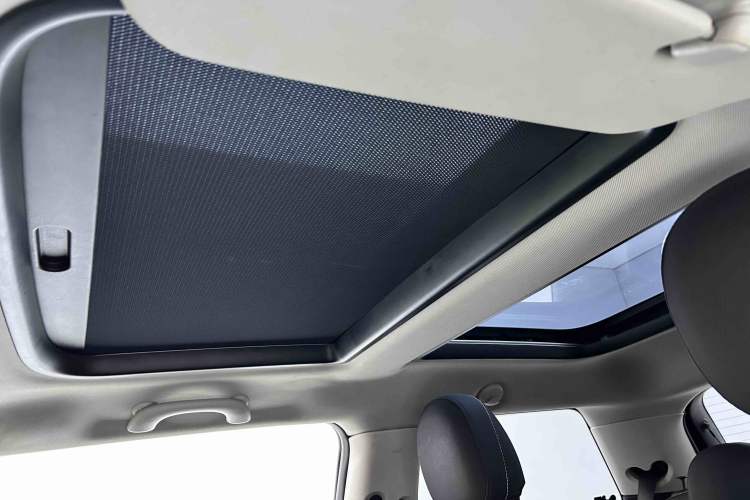 Used  MINI 2016 1.2T ONE Pioneer Edition
