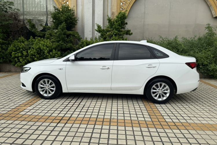 Used Buick GT 2018 15T Dual-Clutch Advanced Model China V Standard
