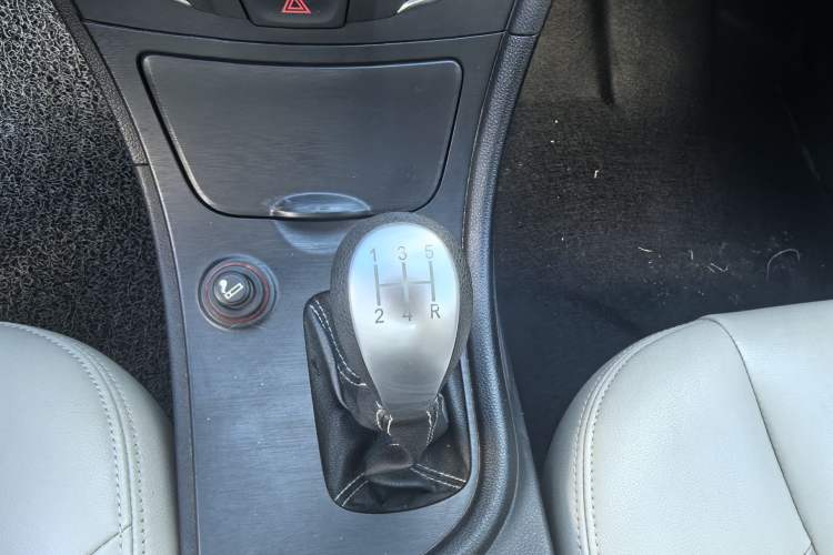 Used GAC Trumpchi GA3S Vision 2016 200T Manual Elite Edition
