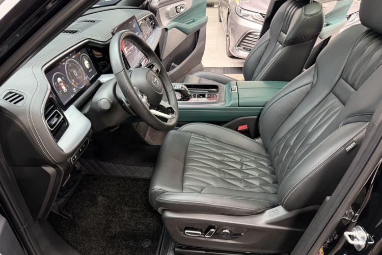 Used GAC Trumpchi GS8 2022 Flagship Series 2.0 TGDI Four-Wheel Drive Luxury Smart Connectivity Version (7 Seats)
