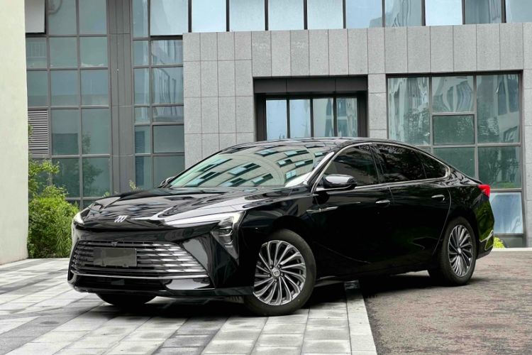 Used Buick LaCrosse 2023 28T Prestige Edition
