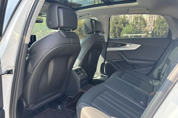 Used Audi A4L 2022 40 TFSI Fashion Dynamic Model
