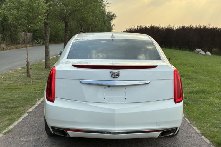 Used Cadillac XTS 2013 28T Comfort Model
