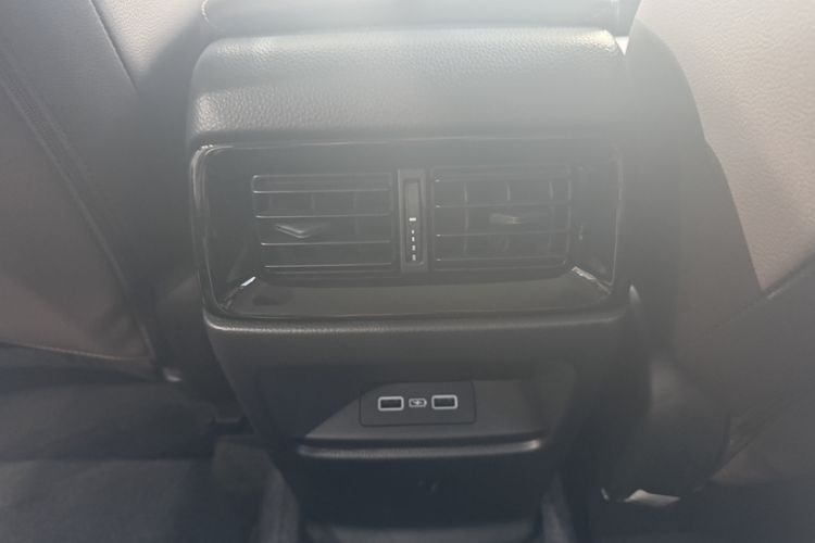 Used Honda CR-V 2023 240TURBO Two-Wheel Drive Deluxe Edition 7 Seats
