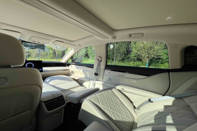 Used Hima Stelato S9 2024 All-Electric Ultra Four-Wheel-Drive Flagship Edition
