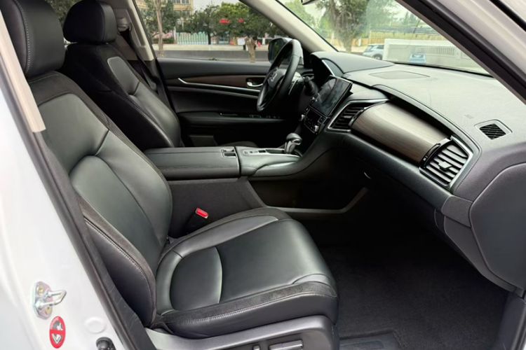 Used Honda Avancier 2017 240TURBO Two-Wheel Drive Premium Edition