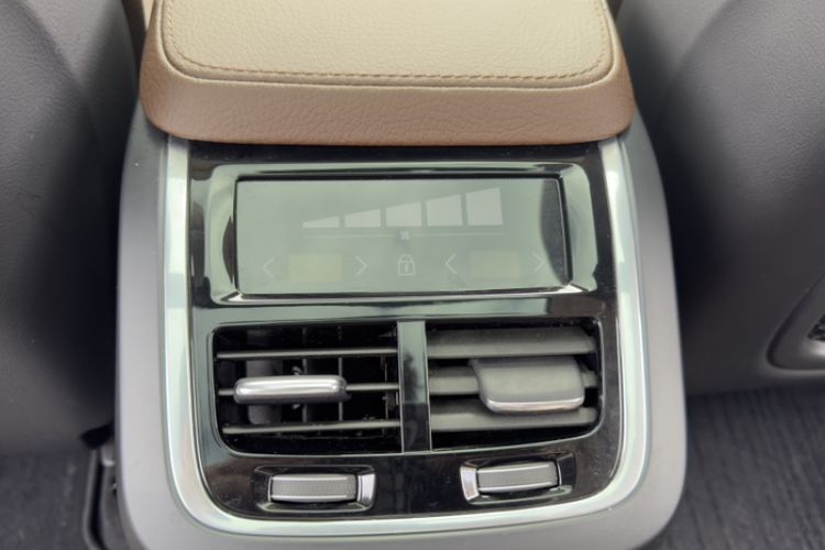 Used Volvo XC90 2018 T6 Zhiyi Edition 7-Seater
