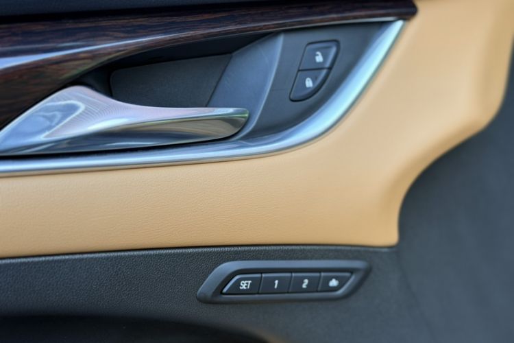 Used Buick LaCrosse 2019 28T Prestige Model
