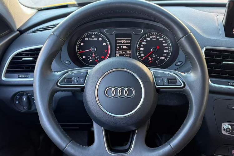 Used Audi Q3 2017 30 TFSI Fashion Model
