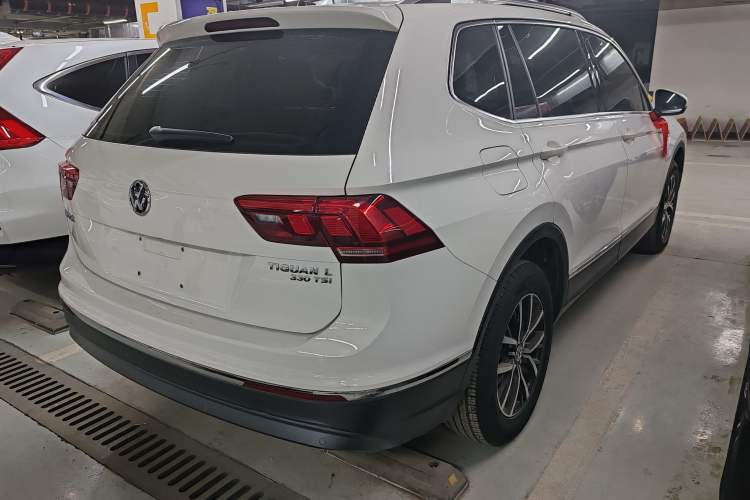 Used Volkswagen Tiguan L 2017 330TSI Automatic Two-Wheel Drive Luxury Edition
