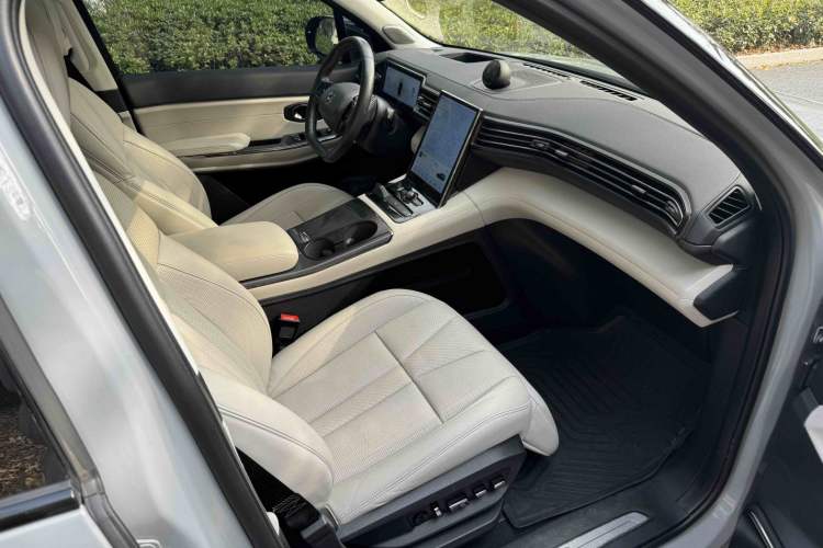 Used Nio ES8 2020 415 km Range 6-Seater Version
