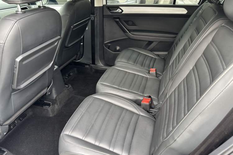 Used Volkswagen Touran 2018 Volkswagen Touran L 280TSI DSG Style Edition 7 Seats China VI Standard
