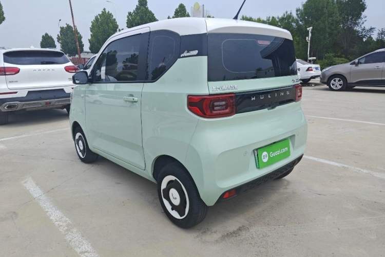 Used Wuling Hongguang MINIEV 2021 Macaron Fashion Model Lithium Iron Phosphate
